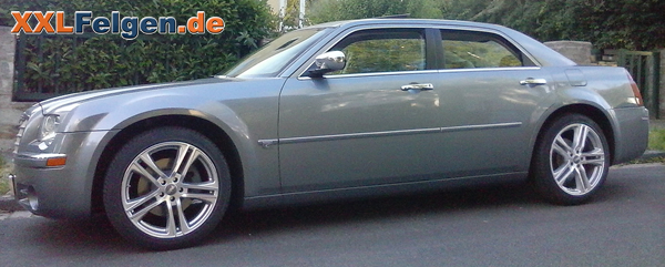 Chrysler 300C LX mit 20 Zoll Mauritius Alufelgen in silber von DBV