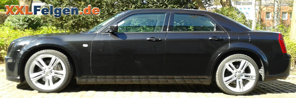 Chrysler 300C mit 20 Zoll Sommerkompletträdern auch in 17-18 und 19 Zoll Chrysler 300C mit 20 Zoll Sommerkompletträdern auch in 17-18 und 19 Zoll