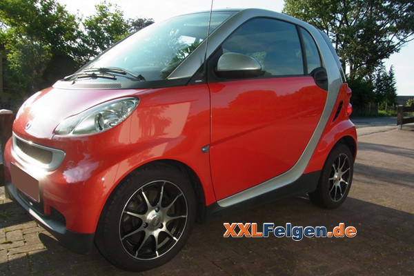 schwarze DBV Bali Alufelgen für Smart Fortwo 451