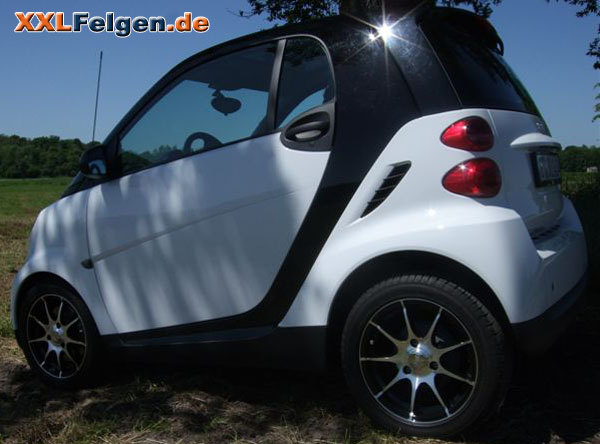 Smart Fortwo mit DBV S-Bali Smartfelgen