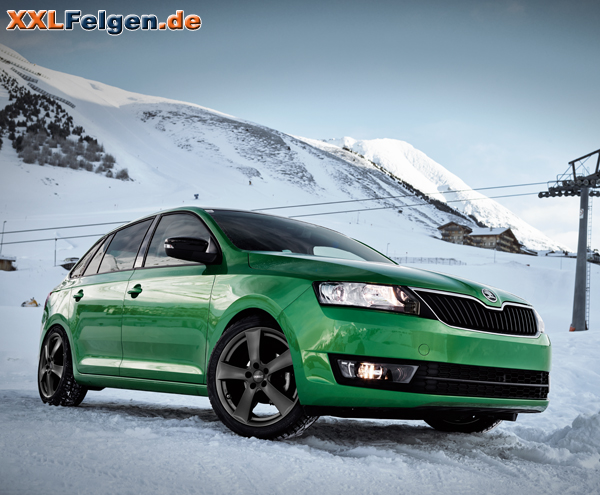 Skoda Rapid mit DEZENT TX Felgen in graphite matt Skoda Rapid mit DEZENT TX Felgen in graphite matt