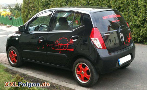 Rote Hyundai i10 Alufelgen 14 Zoll