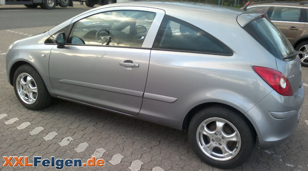 Opel Corsa D + DBV Tahiti 15 Zoll Felgen und Reifen