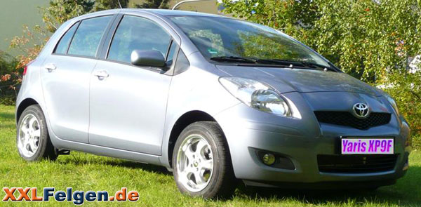 Toyota Yaris und DBV Tahiti 15 Zoll Felgen