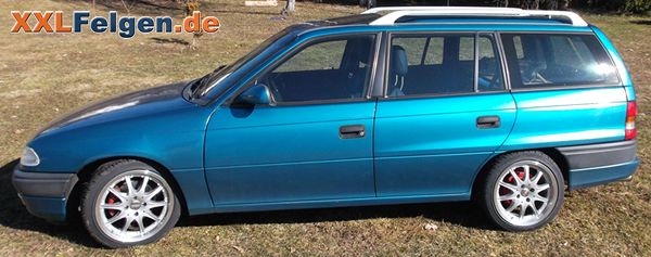 Opel Astra F Caravan mit Kompletträdern für den Sommer Opel Astra F Caravan mit Kompletträdern für den Sommer