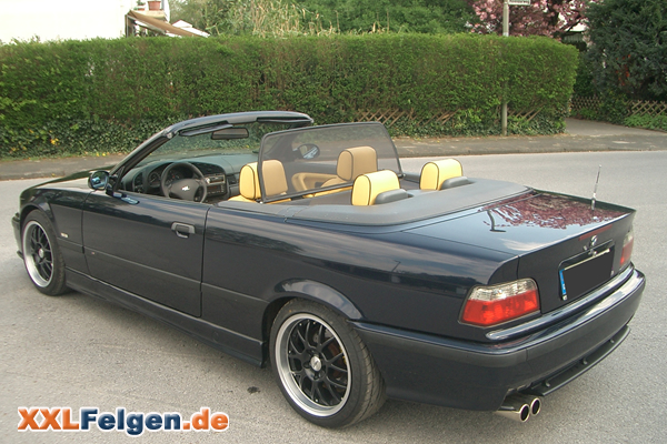 BMW 3er mit 17 Zoll Alufelge Rial Nogaro schwarz